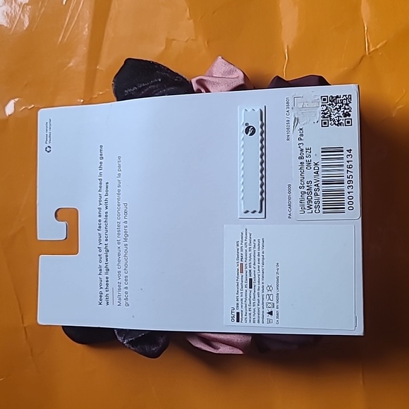 Nwt! Lululemon uplifting scrunchie bow 3 pack - Picture 4 of 5